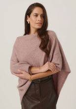Load image into Gallery viewer, Merinomink Celine Poncho